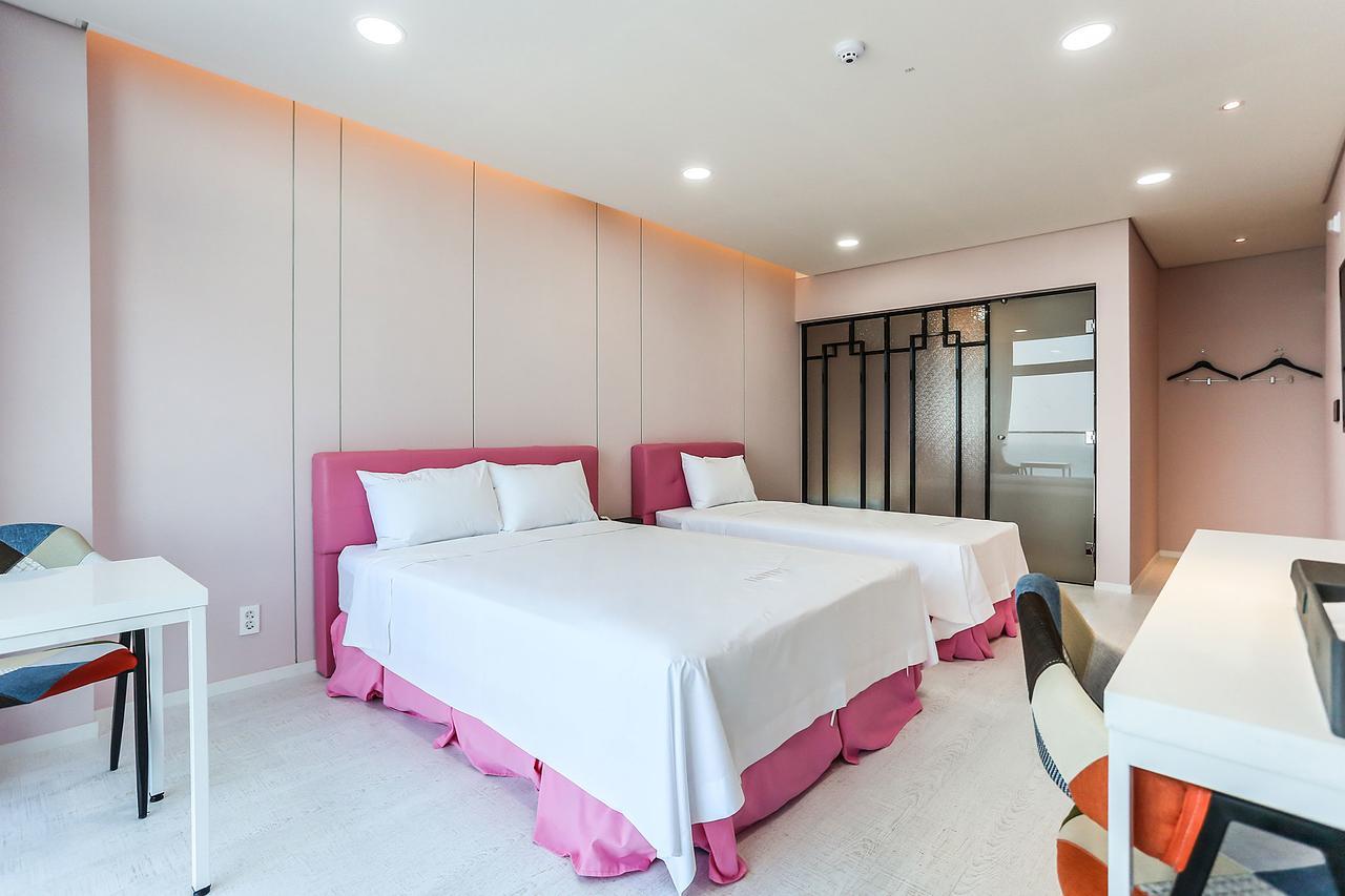Gangneung Gyeongpodae Hotel Cube Szoba fotó